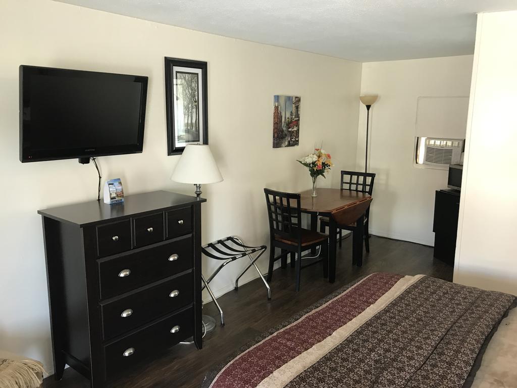 Selkirk Motel Colville Екстериор снимка