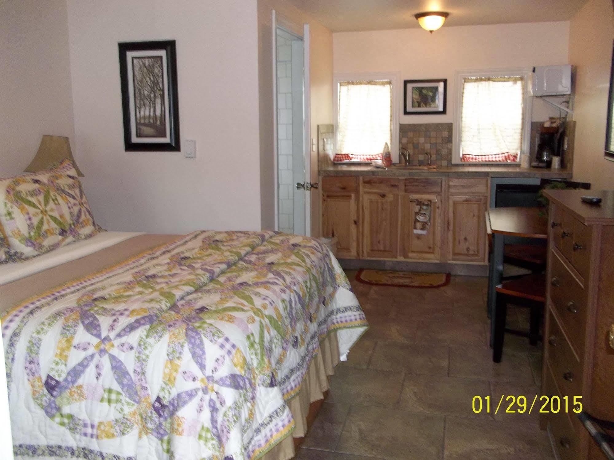 Selkirk Motel Colville Екстериор снимка