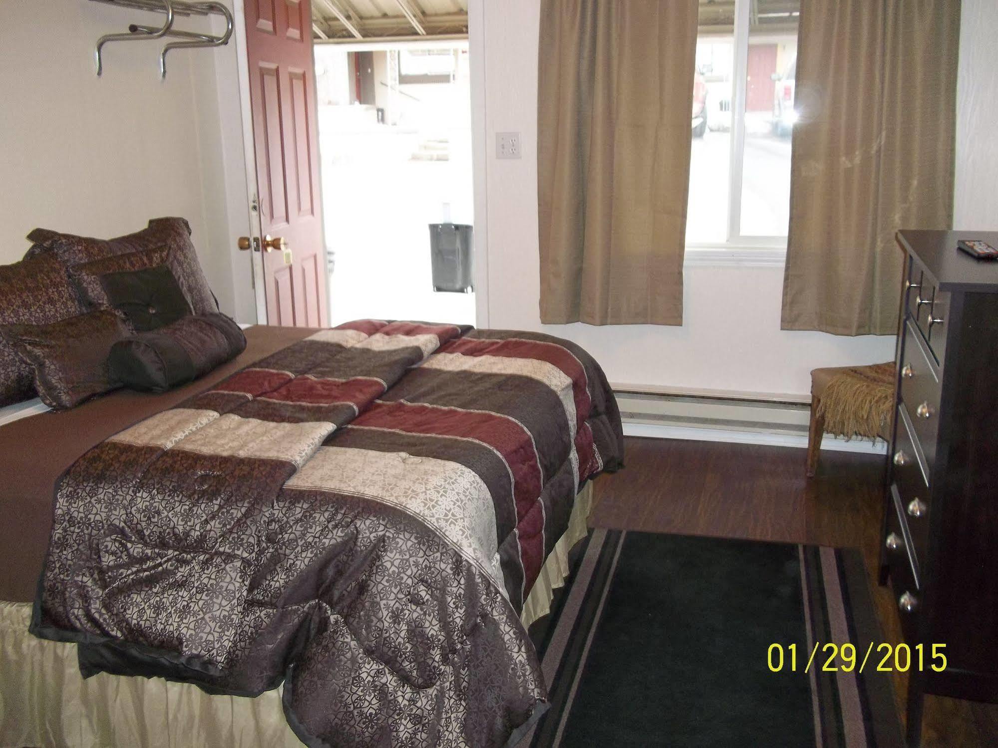 Selkirk Motel Colville Екстериор снимка