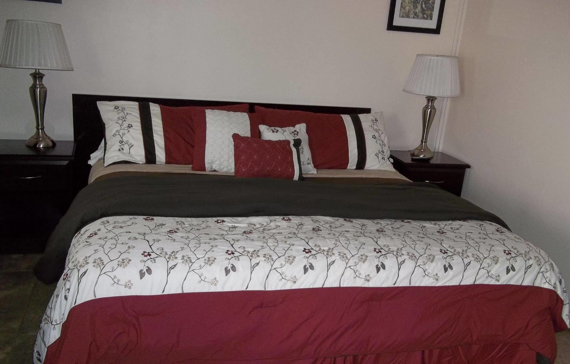 Selkirk Motel Colville Екстериор снимка