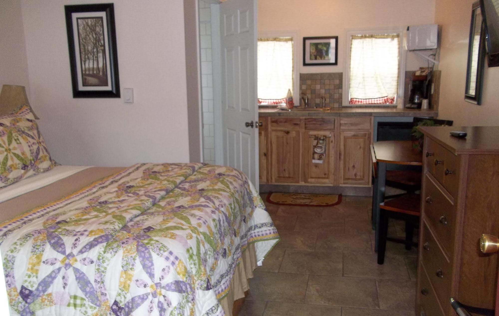 Selkirk Motel Colville Екстериор снимка